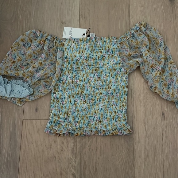 Allison New York Skirt(worn once) and Top(NWT) Set size XS could fit S - Picture 3 of 7